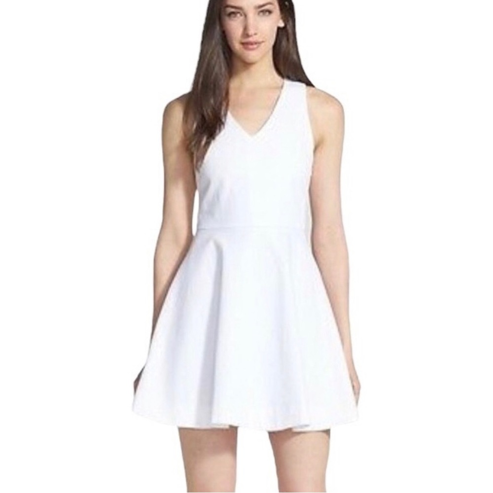 Joie white fit and flare dress 🤍🕊